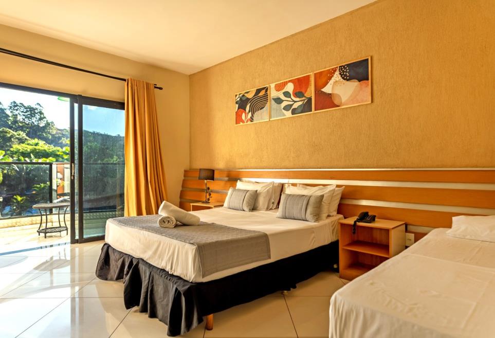 hotel_green_hill_suite_master.jpg