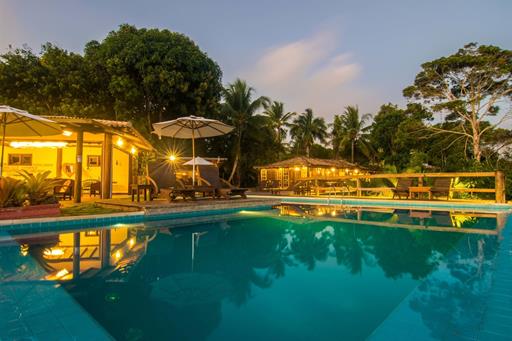 manacá piscina 3.jpg