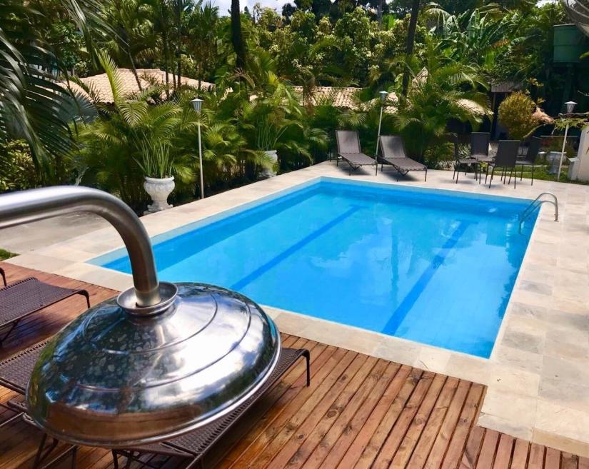 Piscinnachuveiro.jpg