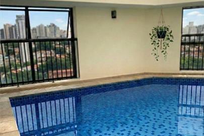 piscina.jpeg