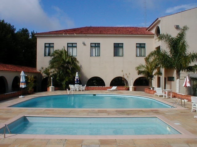 CASSINO Piscina Adultos e Infantil.jpg
