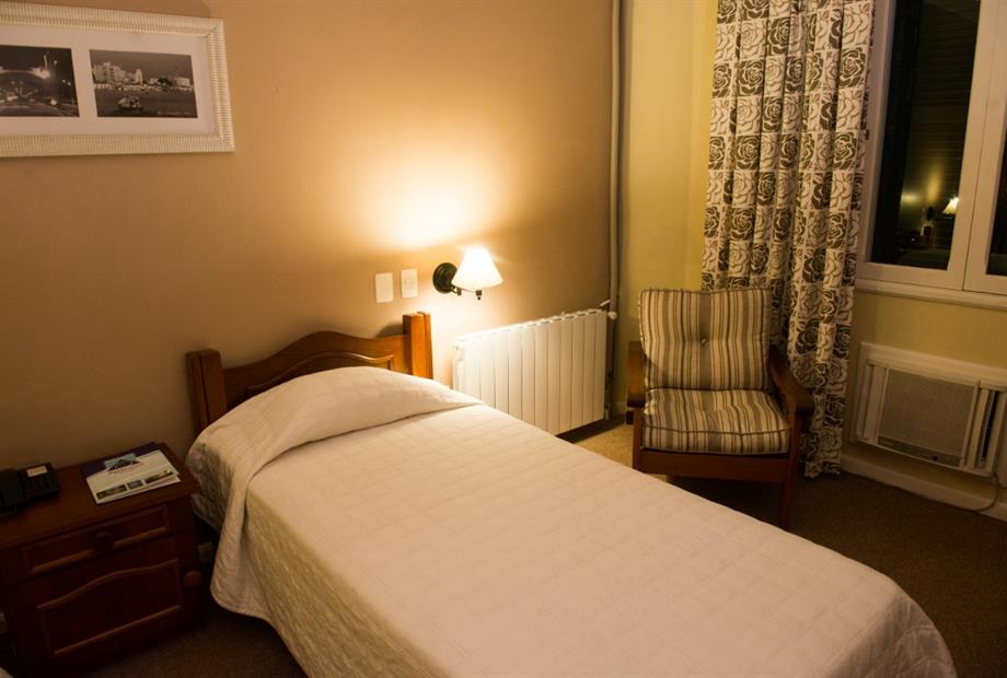 luxo meio solteiro 2.jpg