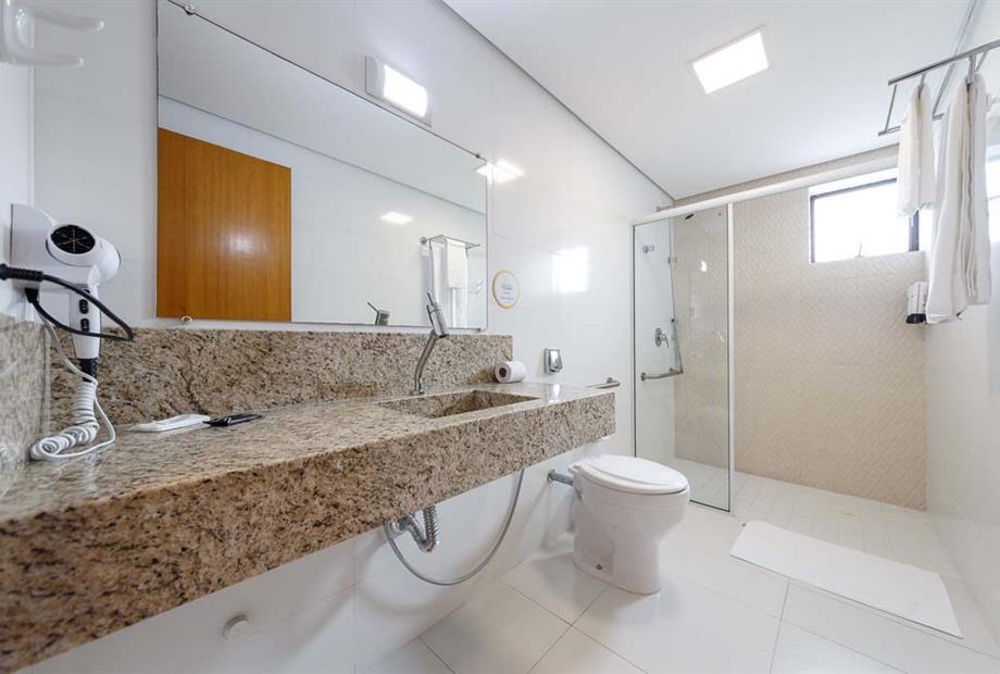 slsz - superior pcd - banheiro (1).jpg