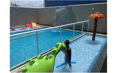 piscina kids.JPG