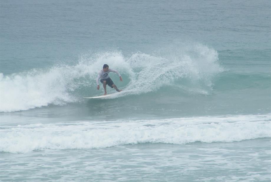 surf_cabo_frio.JPG