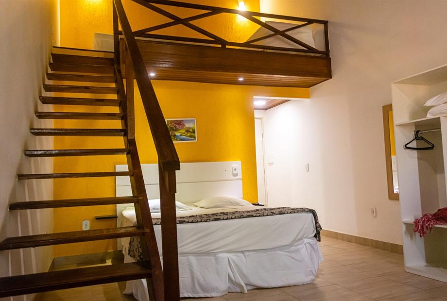 Suíte Mezanino 1.jpg