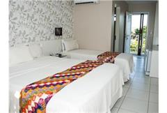 Quarto Superior com Vista parcial do Mar