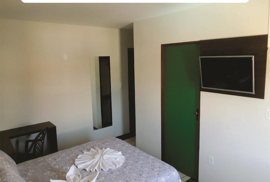 Aptº com varanda - Quarto Casal 3.jpg