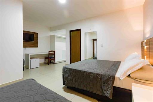 5y7a9620 (2) (1).jpg