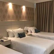 Luxo Triplo Solteiro