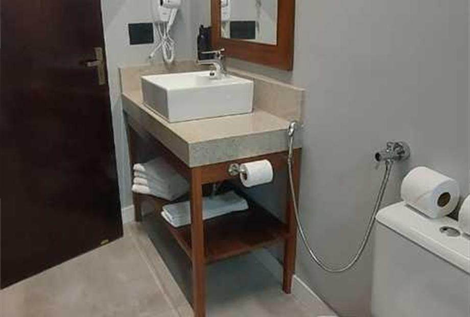 whatsapp image 2023-04-07 at 17.10.22 (1).jpeg