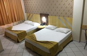 Quádruplo do King Konfort Hotel Maringá