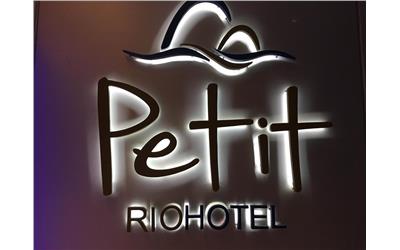 Petit Rio Hotel