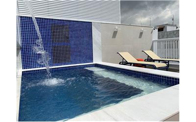 Terraço com área de piscina