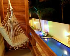 QUARTO SUPERIOR COM VARANDA