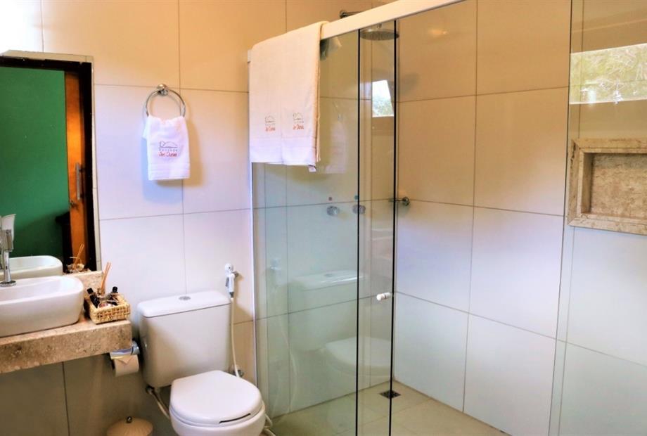 quarto familia superior banheiro2.jpg