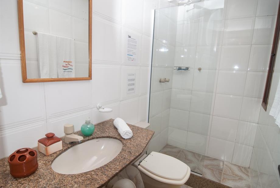 banheiro 2ºpiso.jpg