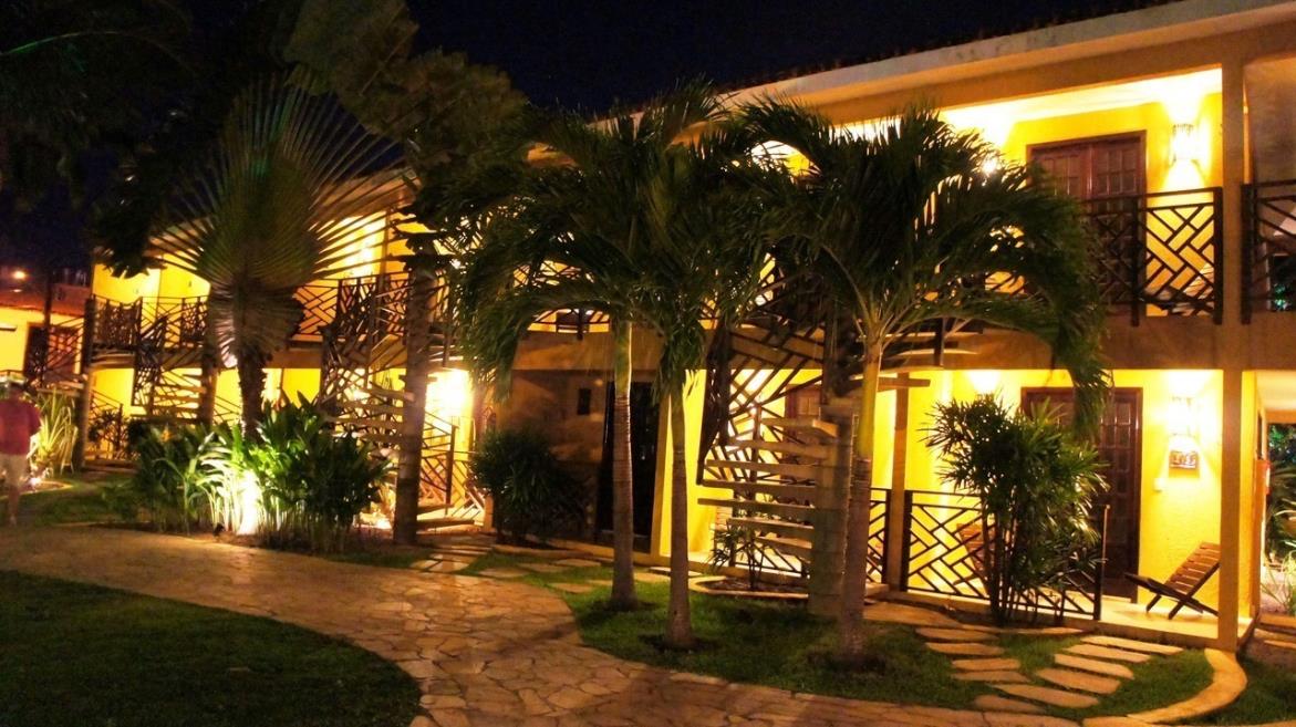 Hotel Aconchego - bloco luxo by night.jpg