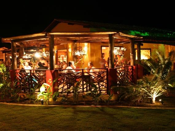 Hotel Aconchego - restaurante 02.jpg