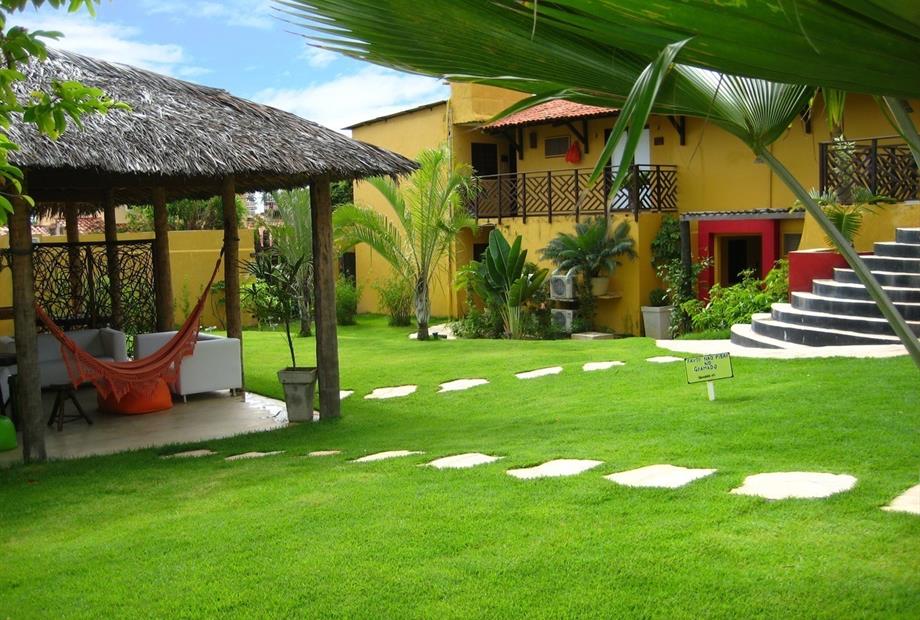 Hotel Aconchego - jardim 01.jpg