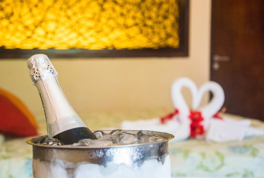 Luxo Casal 05_Easy-Resize.com.jpg