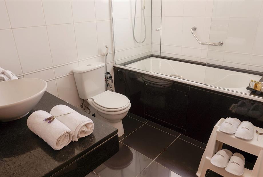 hotel-vila-inglesa-banheiro_premium-49.jpg