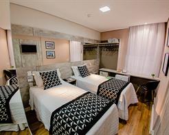 Luxo Triplo Solteiro