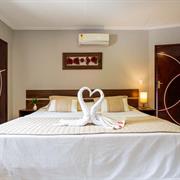 Suíte Deluxe com Hidromassagem  (10)
