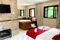 Suíte Deluxe com Hidromassagem  (10)