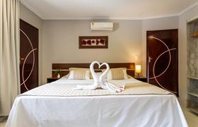 Suíte Deluxe com Hidromassagem  (10) do Pousada Recanto de Moriá