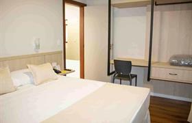 QUARTO FAMILIA SUPERIOR do Hotel Golden Ingá