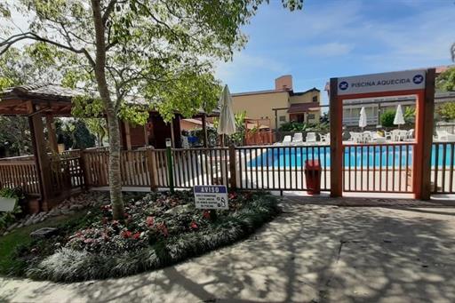 piscina aquecida.jpg