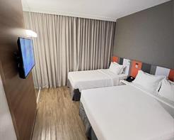 Standard Triplo - 1 Cama Queen  e 1 Cama Solteiro