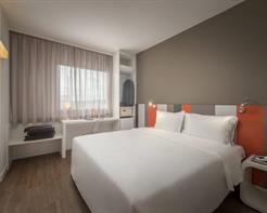 Standard Casal - 1 Cama Queen