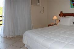 Luxo com Hidromassagem Vista Jardim