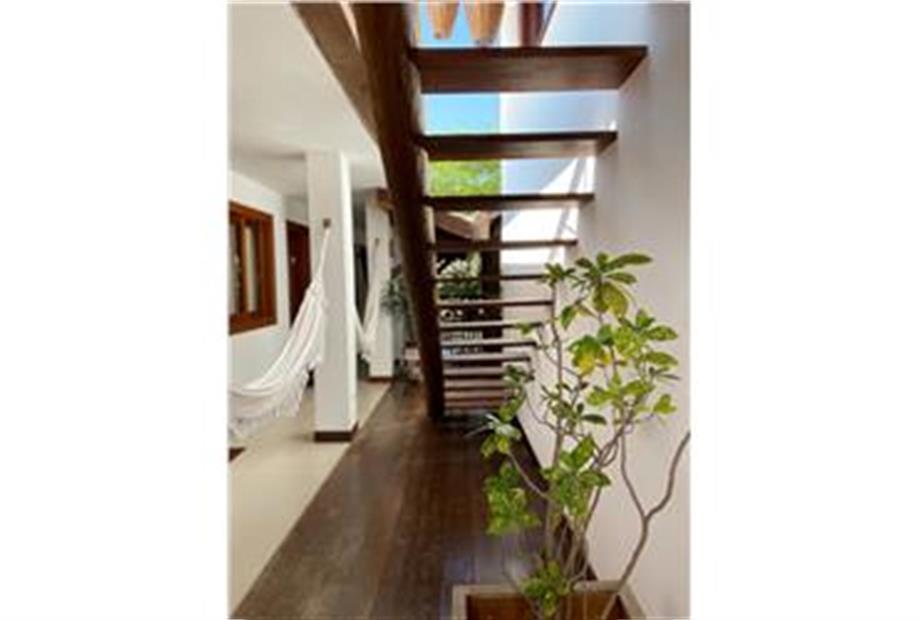 VARANDA APTO STANDARD E CORREDOR