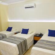 Apartamento Triplo - 3 camas solteiro
