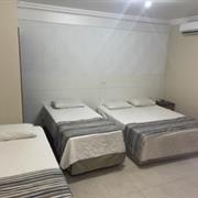 Apartamento Quádruplo - 1 cama de casal + 2 camas de solteiro