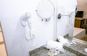 Superior Casal - Adaptado pata necessidades especiais do Fênix Hotel Varginha