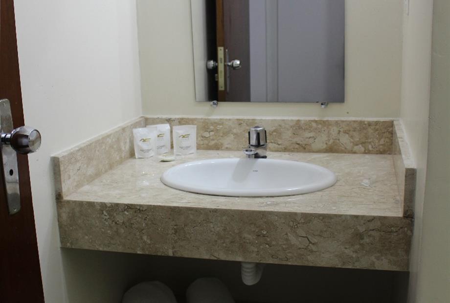 WhatsApp Image 2019-05-30 at 16.04.34 (2).jpeg