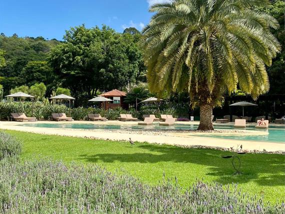 whatsapp image 2021-12-06 at 19.46.23(2).jpeg