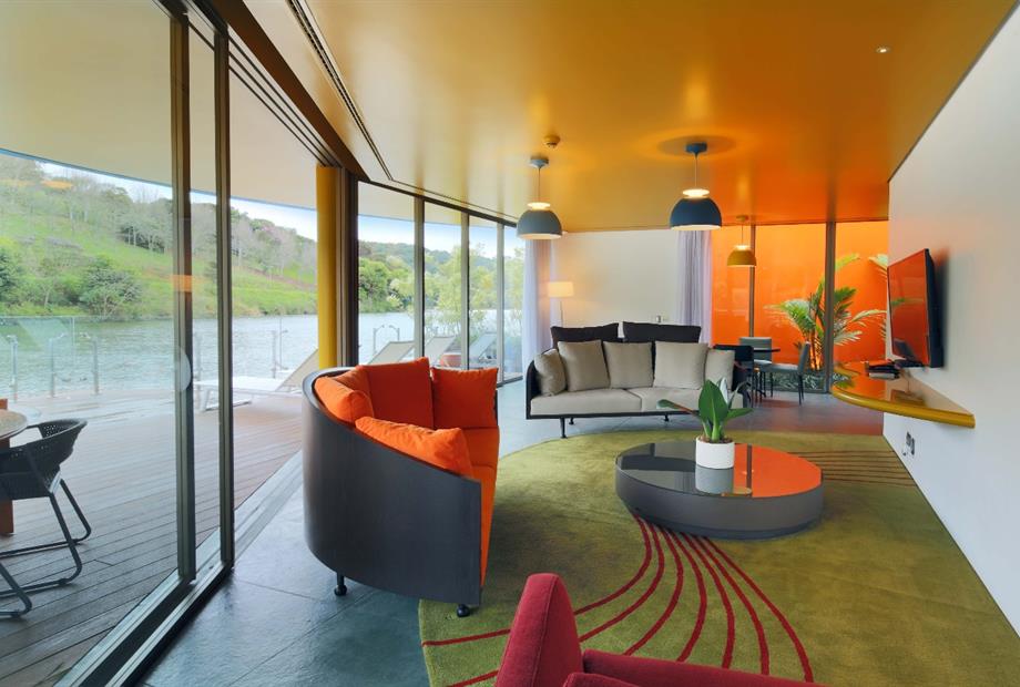 whatsapp image 2021-12-06 at 16.51.52(14).jpeg