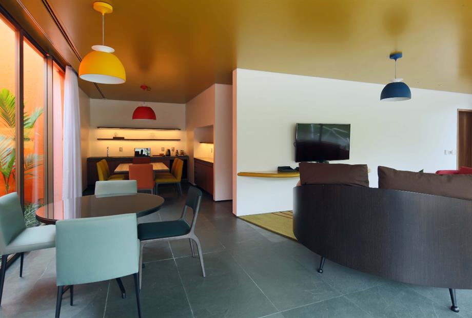 whatsapp image 2021-12-06 at 16.51.52(13).jpeg