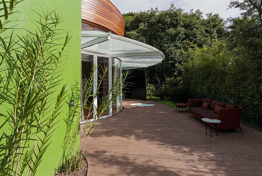 whatsapp image 2021-12-06 at 17.44.18(2).jpeg