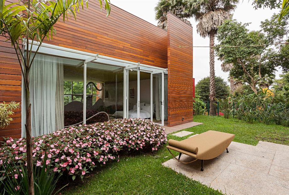 whatsapp image 2021-12-06 at 17.44.19(5).jpeg