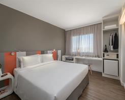 Luxo Casal - 1 Cama Queen