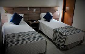 Quarto Standard Duplo Solteiro do Fênix Hotel Pouso Alegre