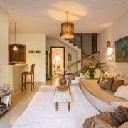 Casa de 3 Suites com Piscina Privativa