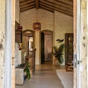 Casa de 2 Suites com Piscina Privativa