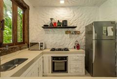 Casa de 4 Suites com Piscina Privativa